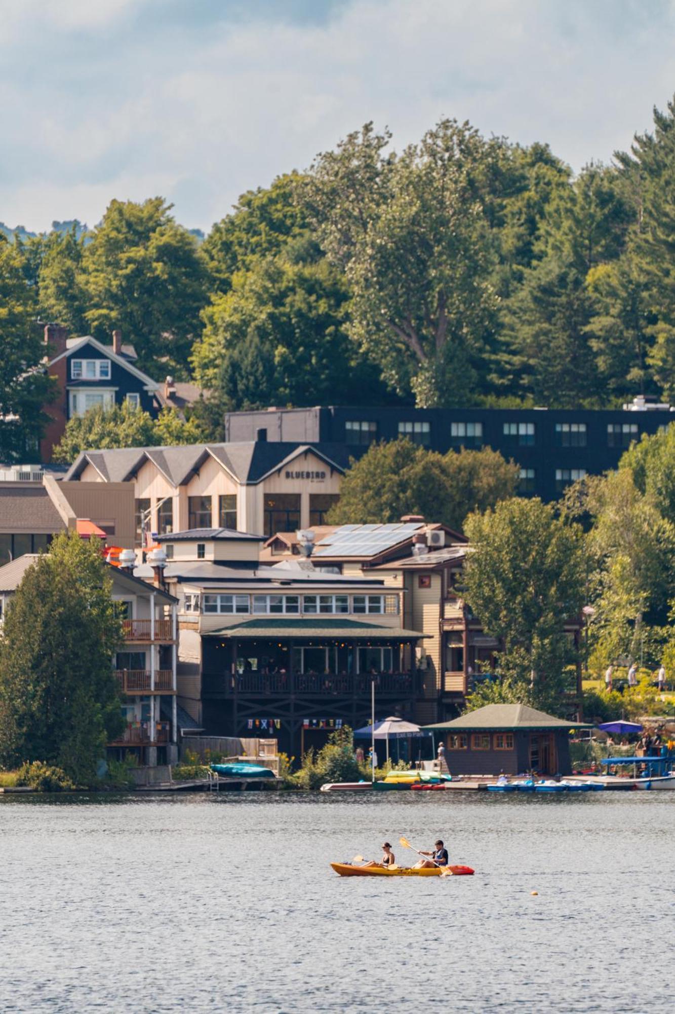 Bluebird Lake Placid Exterior photo
