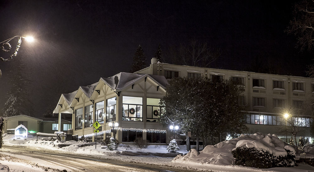 Bluebird Lake Placid Exterior photo